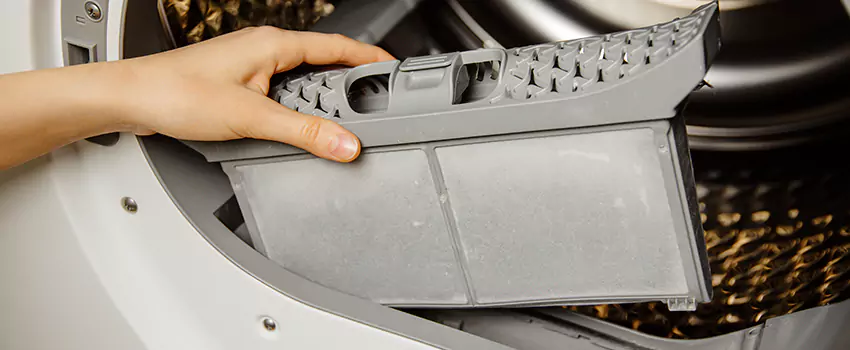 Signs Of A Clogged Dryer Lint Trap in Manchester, New Hampshire